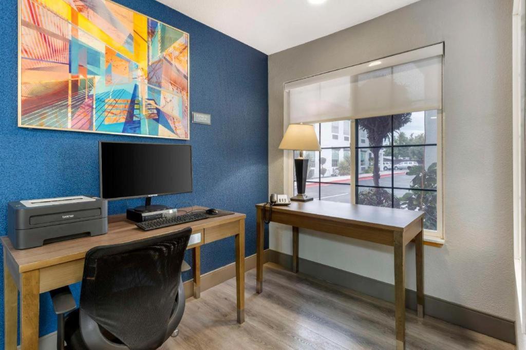 Best Western Galt Inn Экстерьер фото